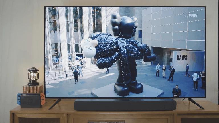 小米6oled55寸电视效果图,居家看电视氛围