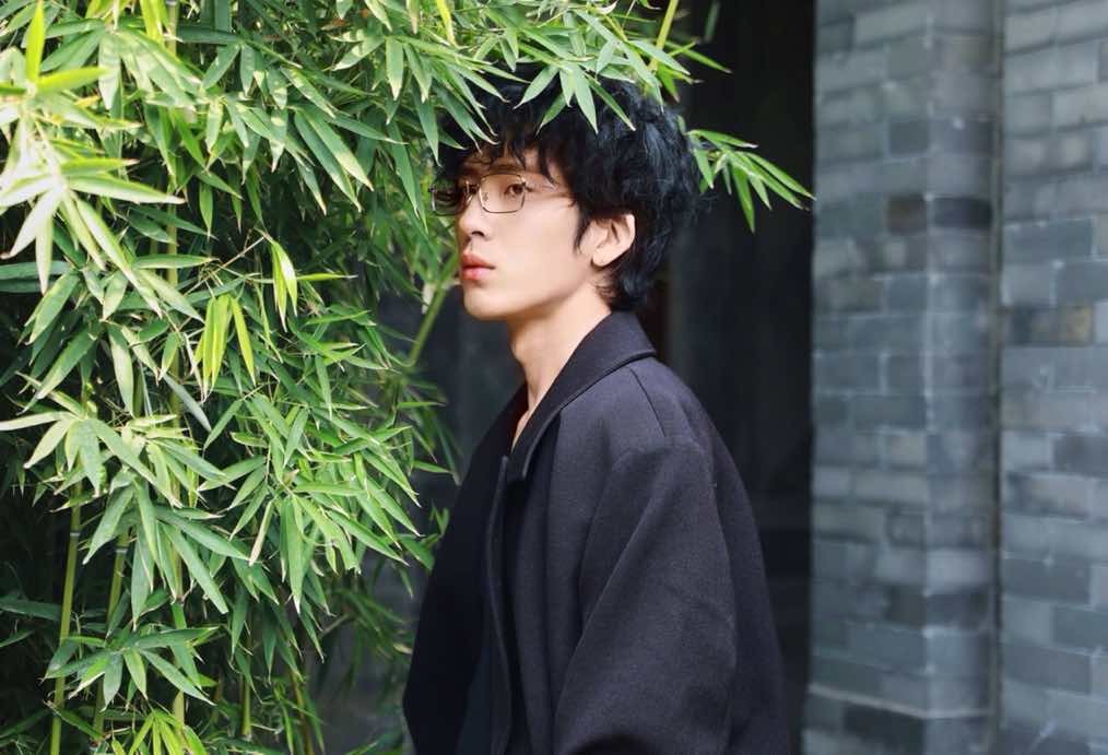 出生28天就被抛弃完整版,出生28天惨遭抛弃