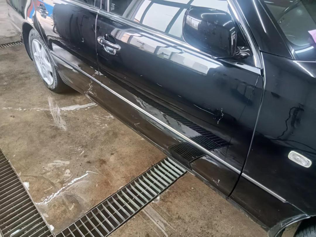 搞了辆“破烂不堪”05年凌志LS430，进厂翻新重造，复活又变新车