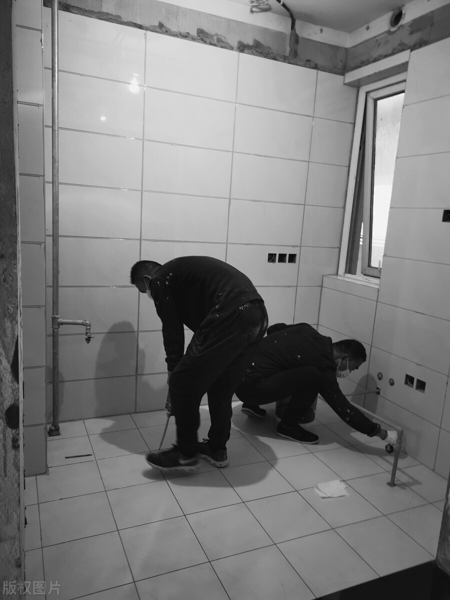 怎么区别美缝剂和环氧彩砂美缝,美缝是环氧彩砂好还是美缝剂好看