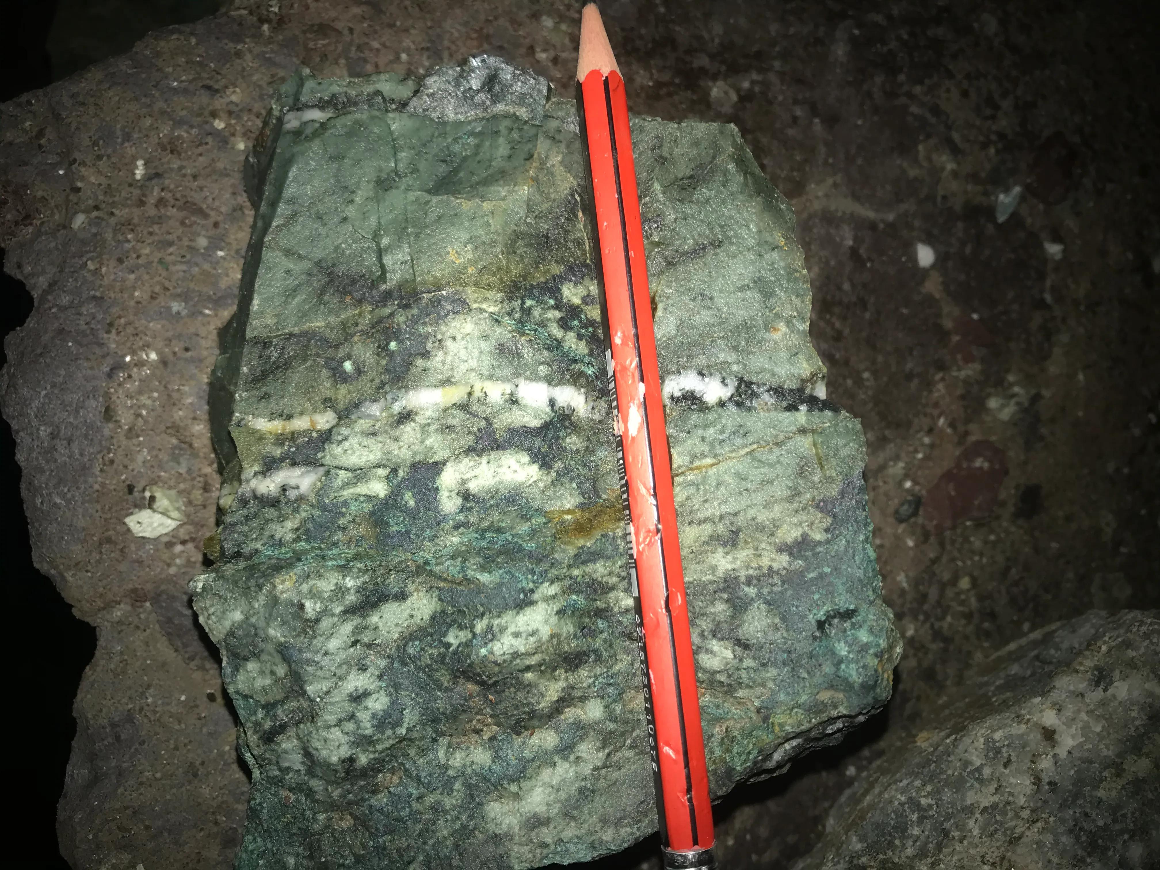 怒江州兰坪县铜矿,云南兰坪汞矿