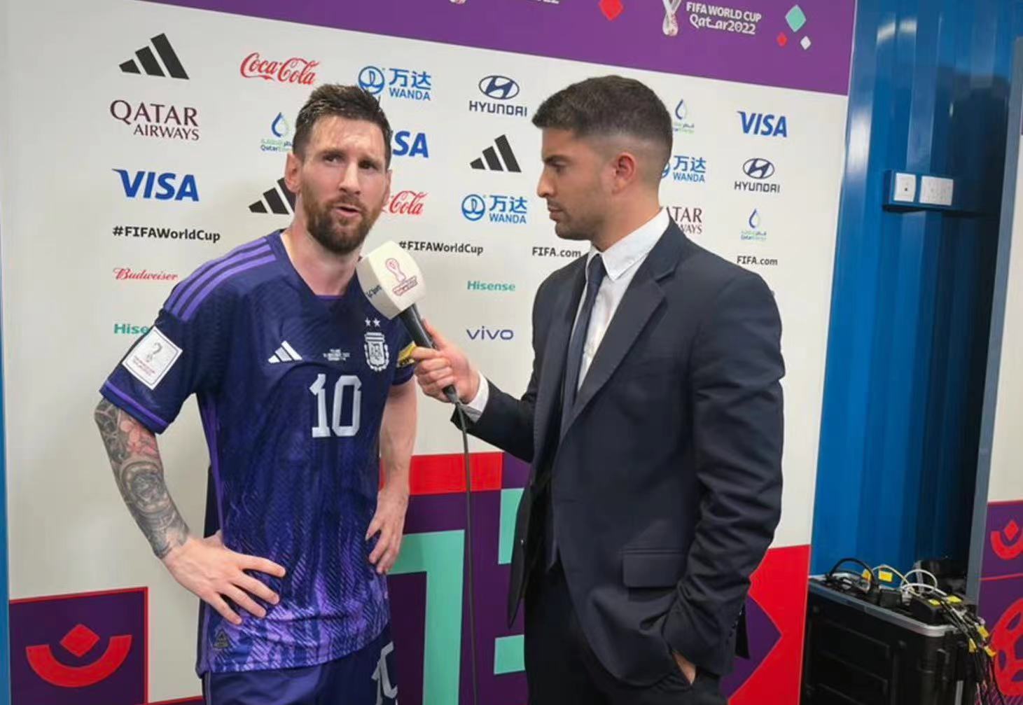 莱因克尔评论梅西,莱因克尔发文祝贺梅西