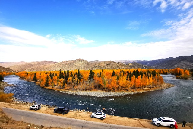 可可托海传奇疆菜,信马游疆可可托海