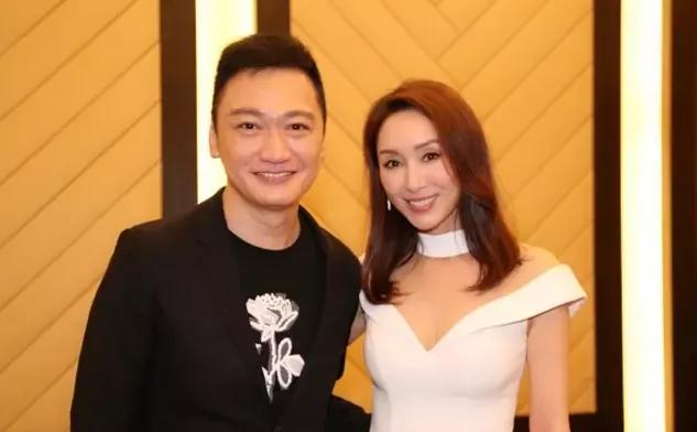 香艳美色，非她莫属