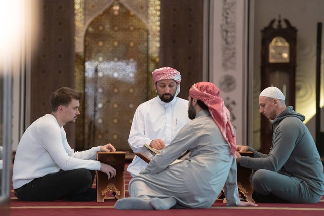 中东沙特是最富裕国家吗,中东沙特是哪个国家