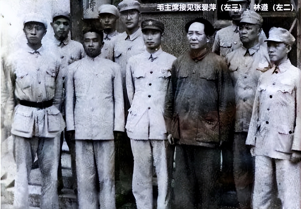 起义将领嫌解放军文化低不肯配合，毛主席问：你们是国民*党**员吧？