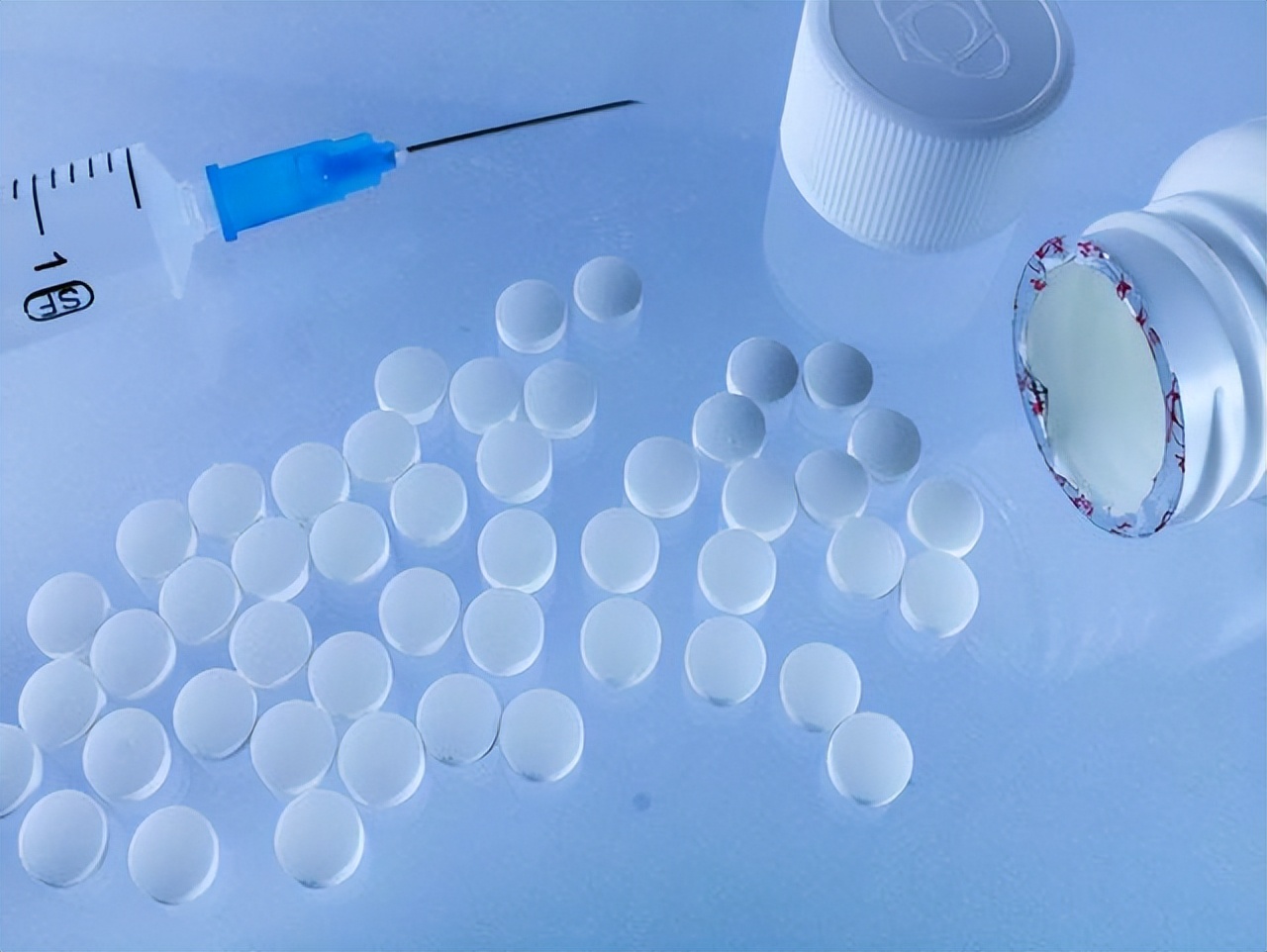 肾病高血压可以吃阿利沙坦酯,沙坦类降压药对血脂和尿酸的影响