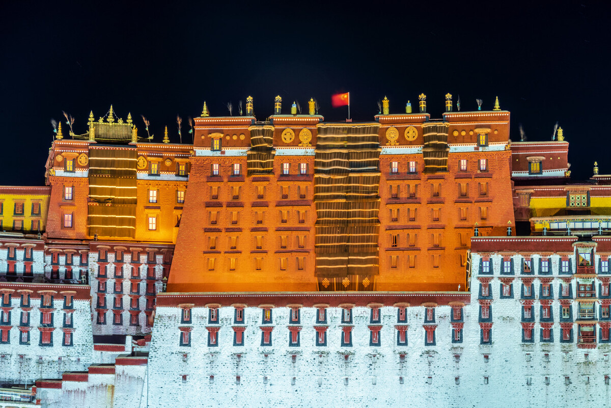 布达拉宫简介资料400字,陕西版的布达拉宫简介在哪里