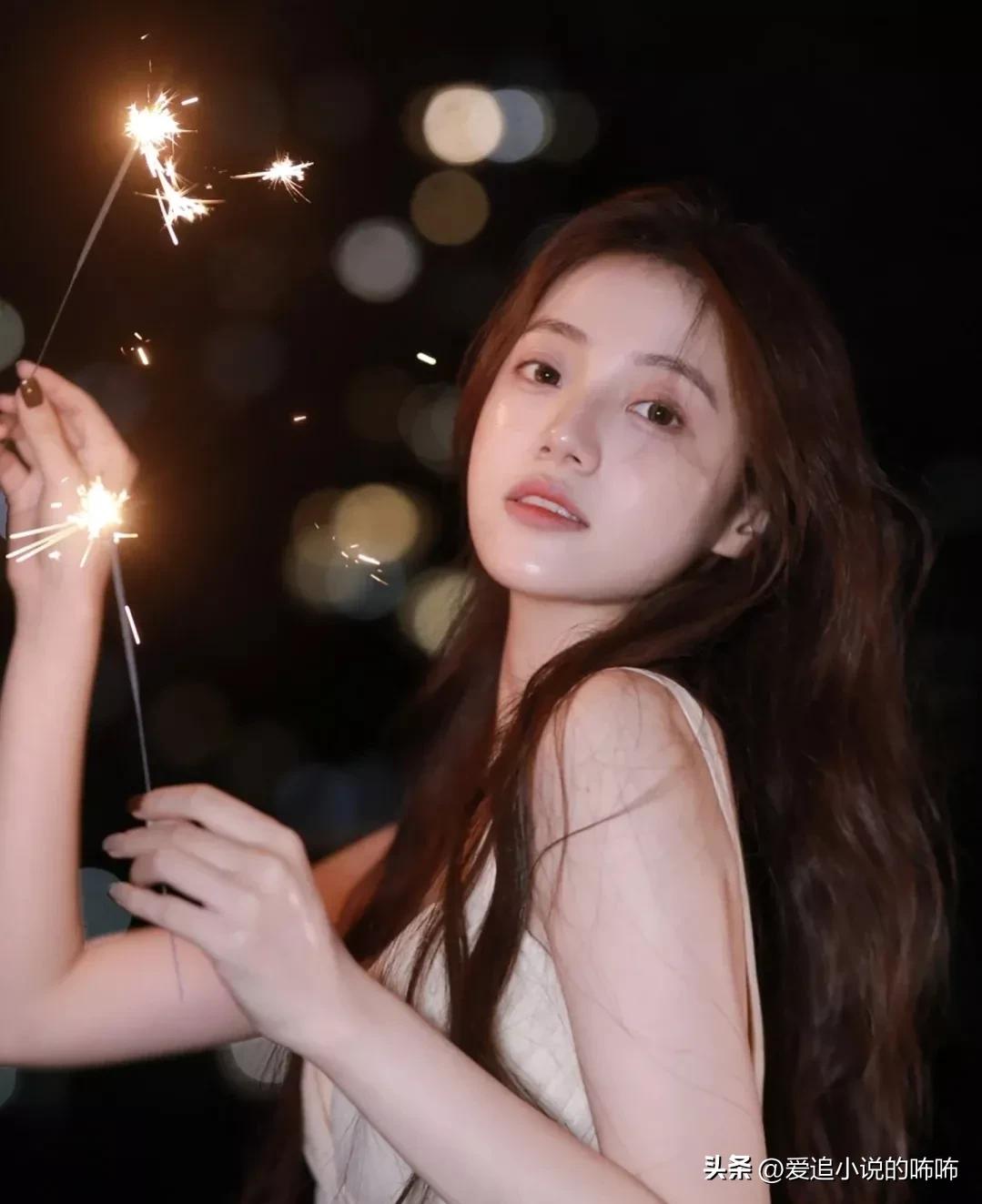 跟前男友分手一个月后我们在音乐节狭路相逢