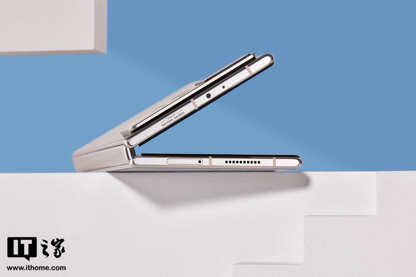 小米mixfold2折叠屏手机轻薄,小米mixfold2折叠手机评测