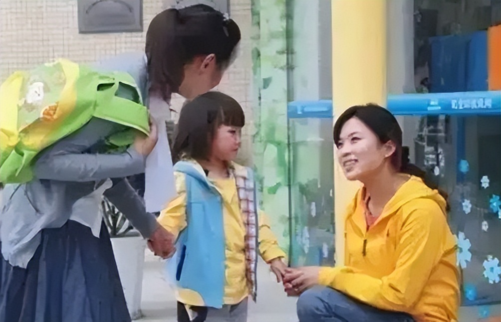 单亲妈妈深夜发来视频，竟邀我到她家修水管，不料却惹祸上身