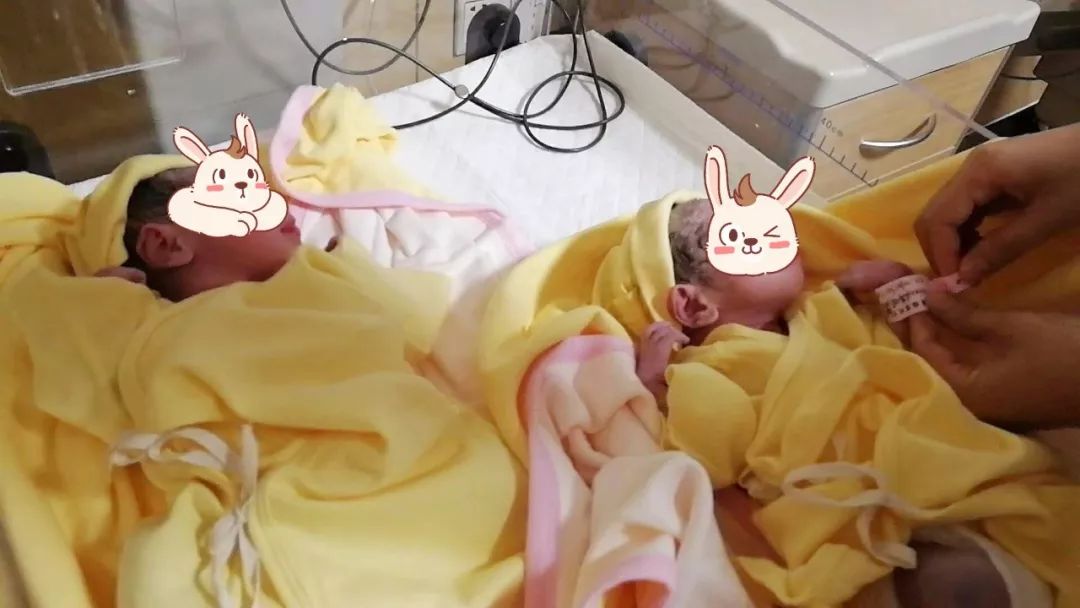 二胎妈妈怀双胞胎,双胞胎顺产最佳胎位