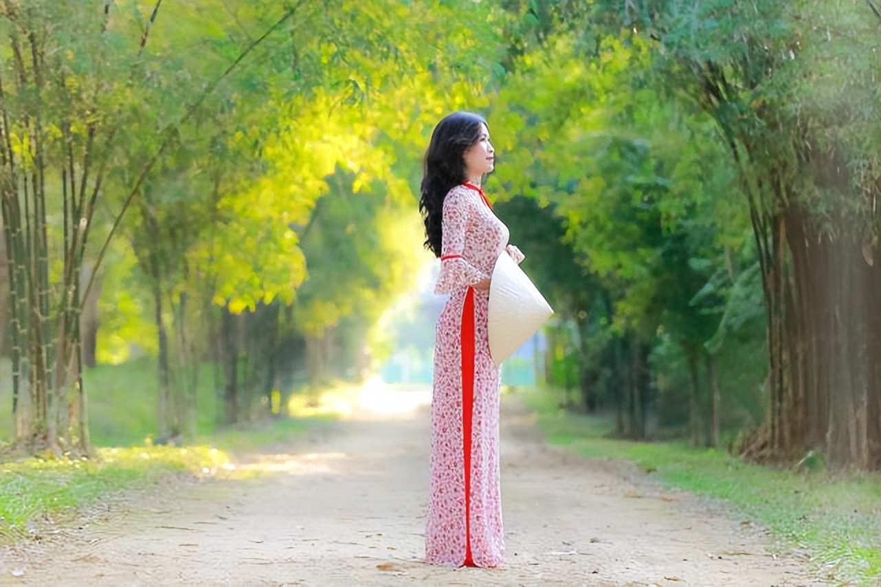 喜欢一个女生不能天天联系你,喜欢一个女人不能在一起怎么解决