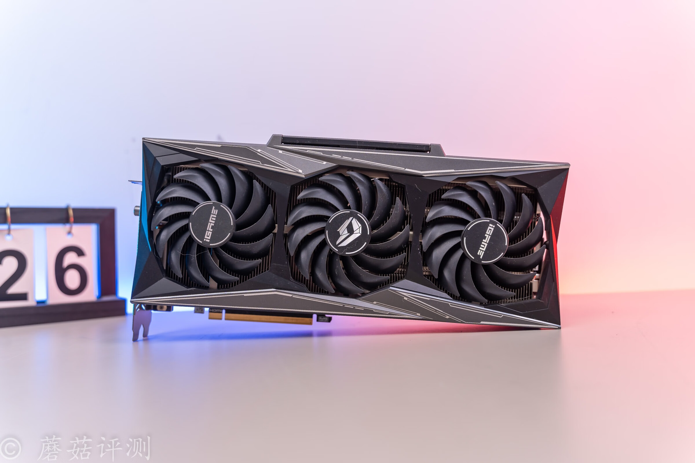 连续多日的高温，让朋友家的主机燥热难耐、更换机箱散热后获新生