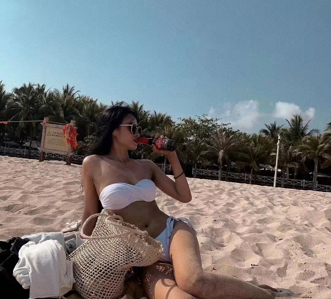 三亚旅游穿搭攻略,冬天去三亚旅游穿什么最合适