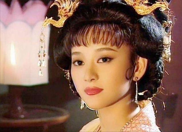 43岁女明星面容老态,被岁月催老容颜的十位女星