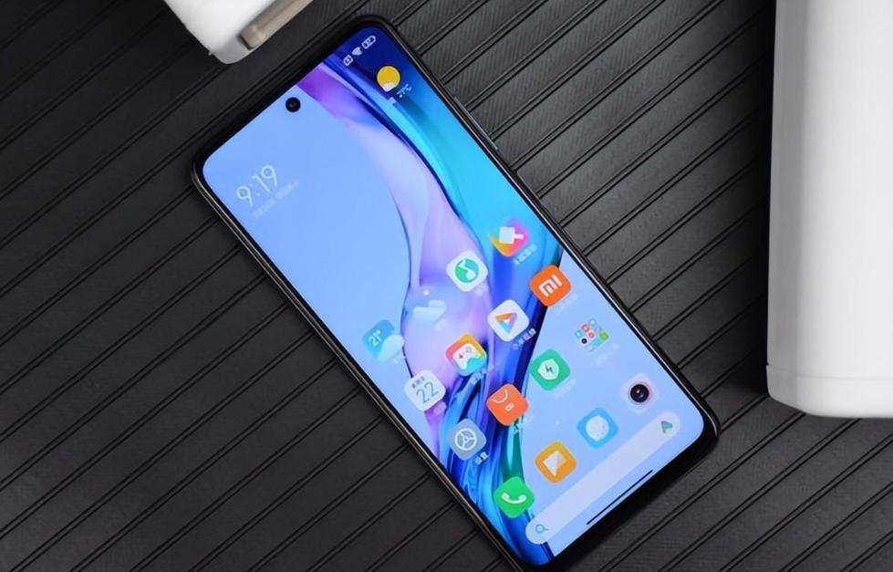 5月1000元左右的性价比手机,5月2千左右性价比超高的手机