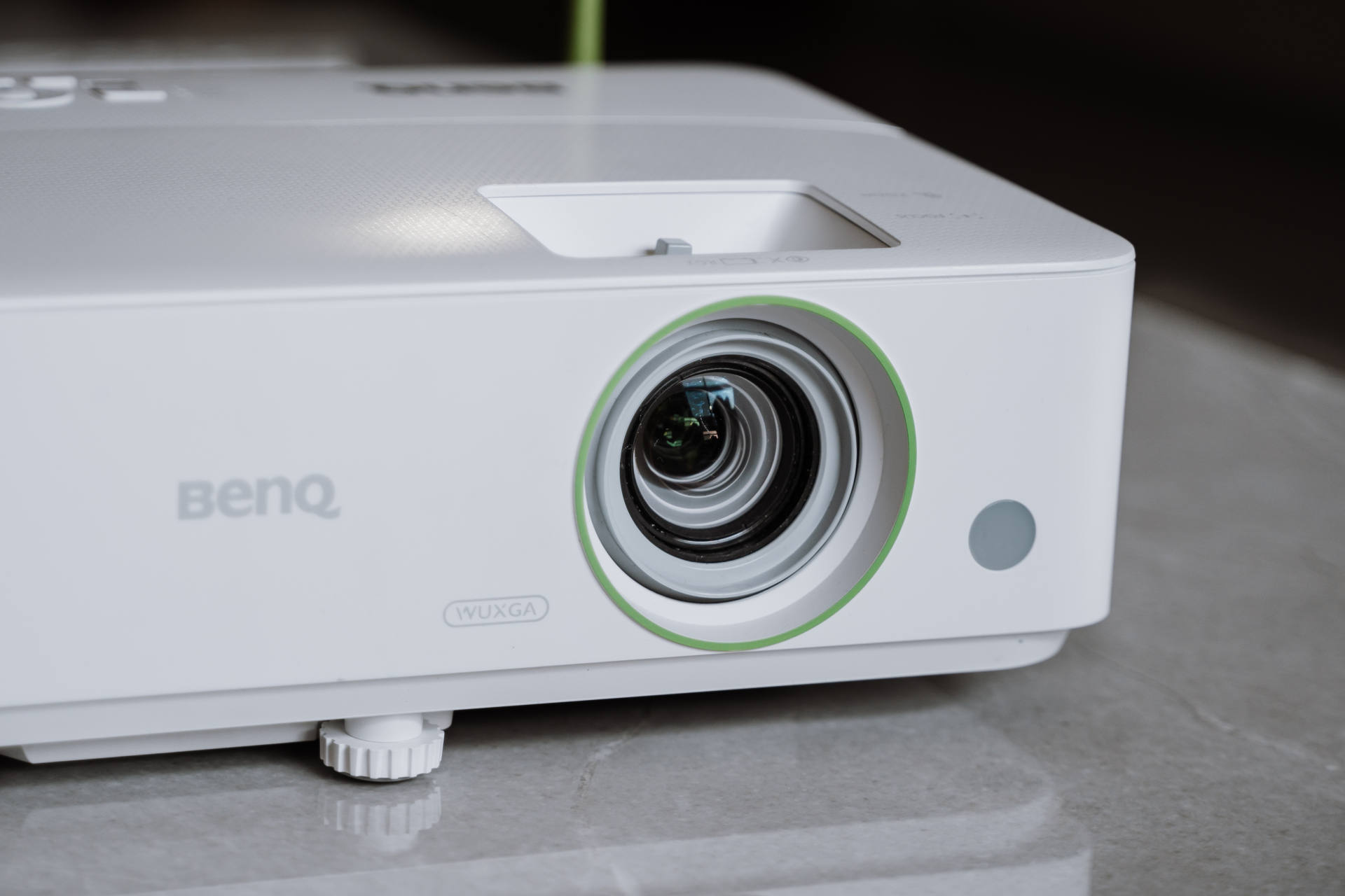 8k左右投影仪推荐,明基e592投影评测