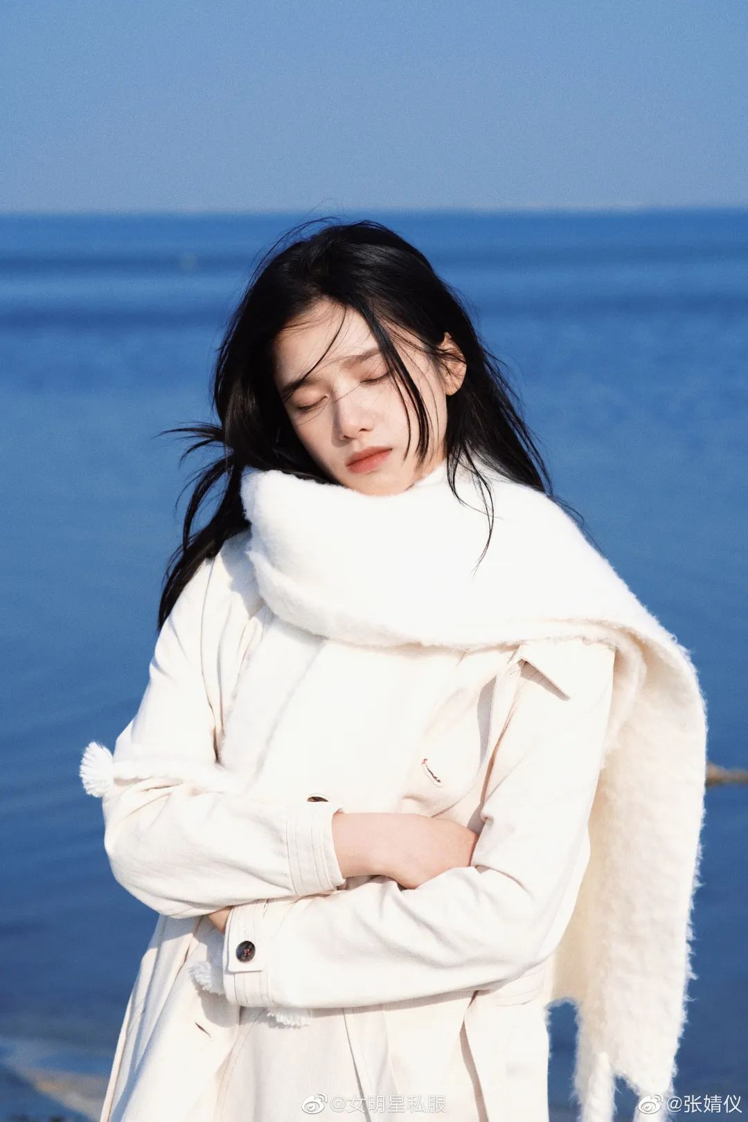 大衣围巾冬天最慵懒时髦的组合,大衣围巾入冬王炸组合