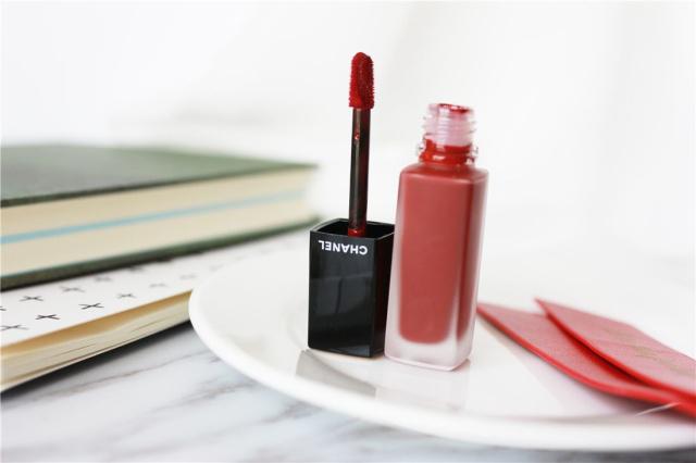 这5款大牌口红连直男都夸好看！女人一生必买系列！你试过几支？
