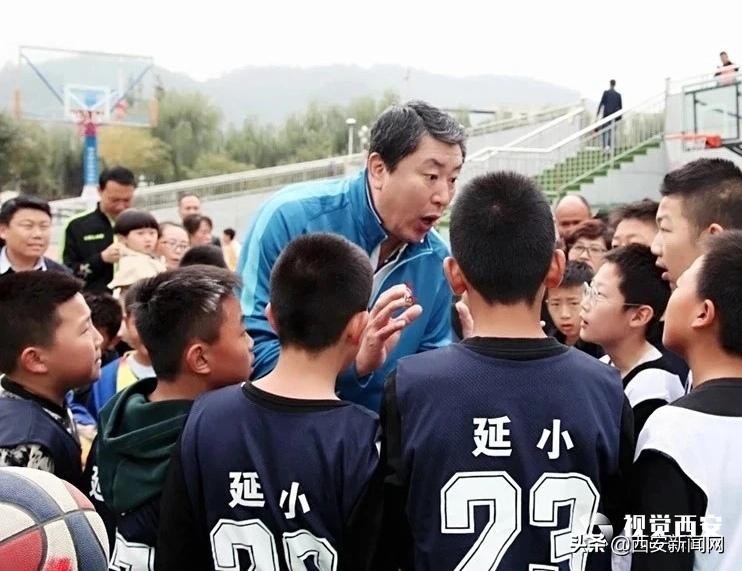 三位陕西体坛名宿40年后古城再聚首都曾身穿12号战袍为国出征