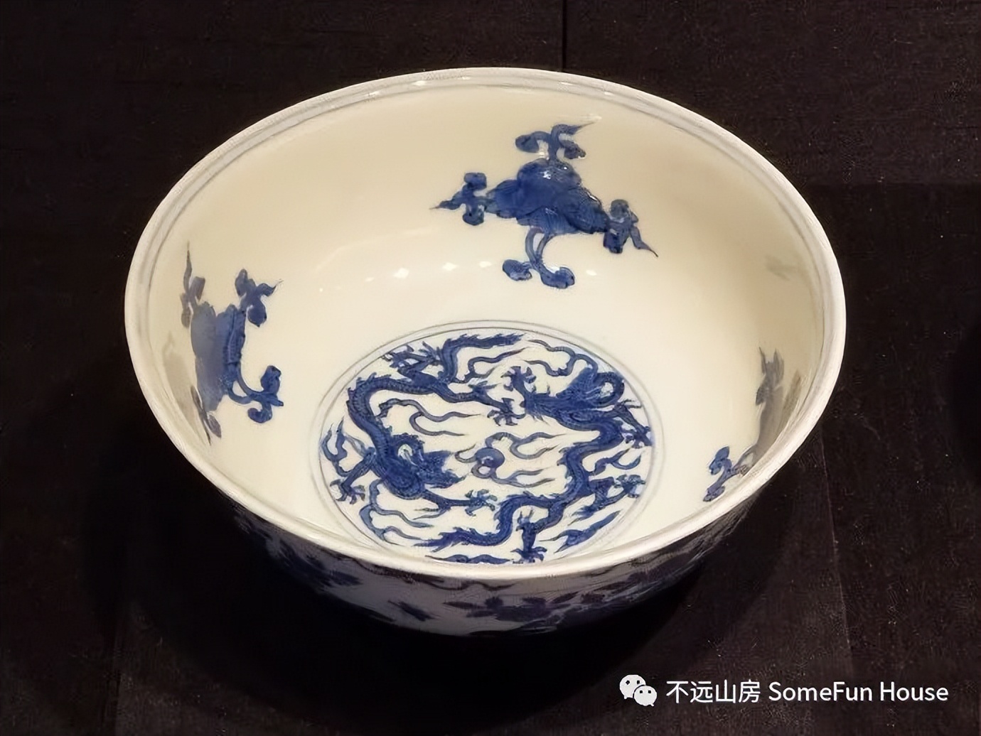 万历晚期青花瓷器特点,万历朝有没有无款官窑瓷器