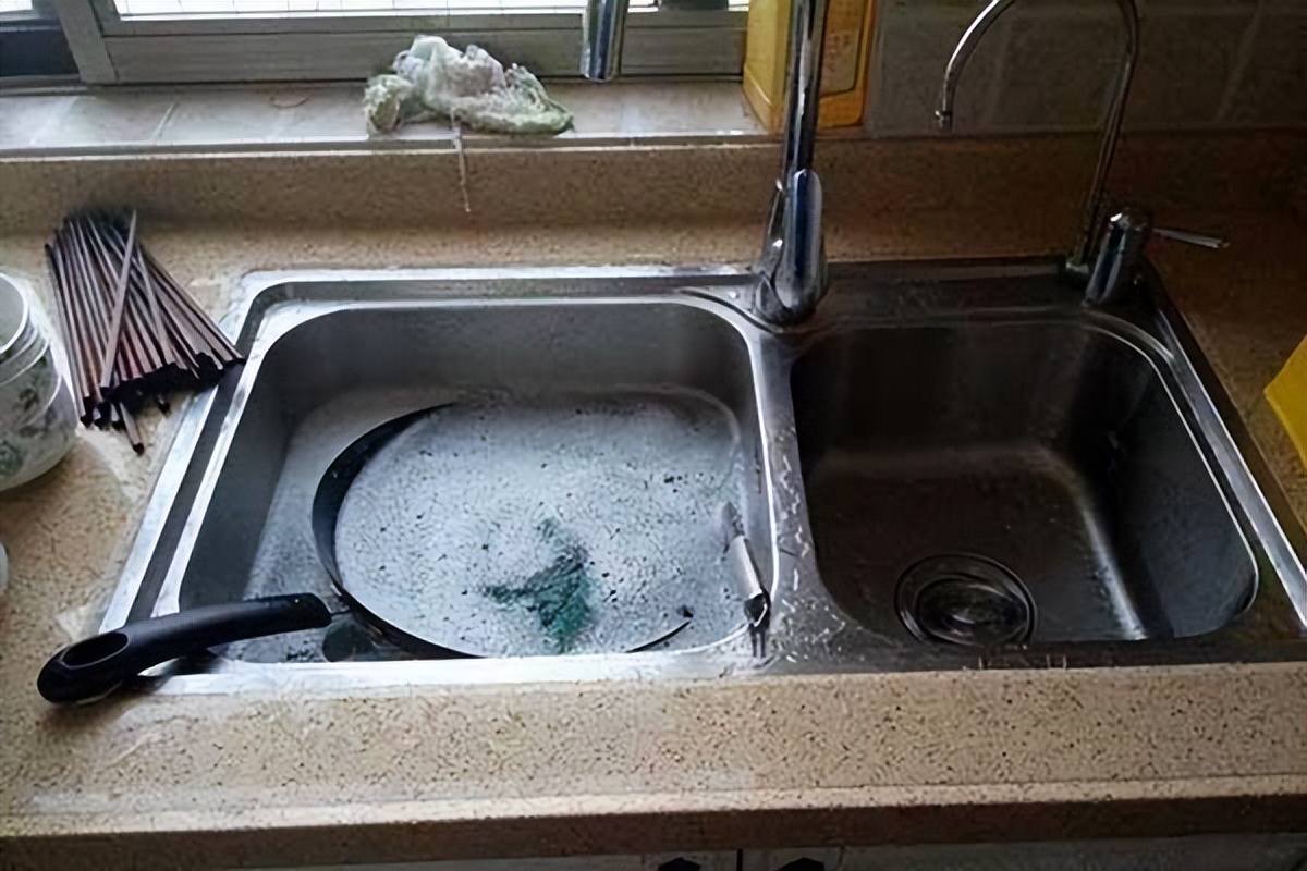 厨房下水慢怎么办妙招,厨房下水管下水很慢怎么办