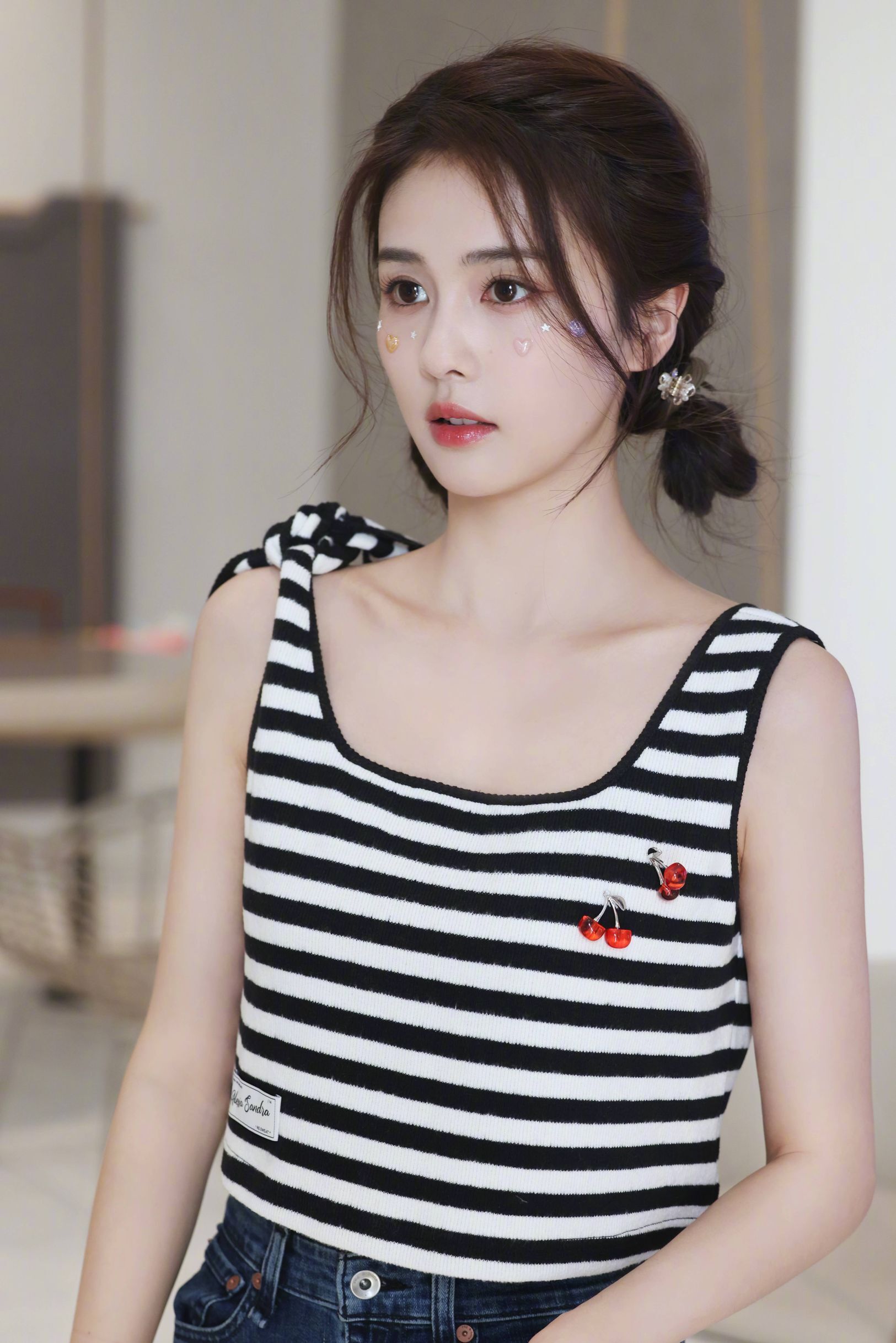 任嘉伦新代言珠宝,任嘉伦代言周大福吗