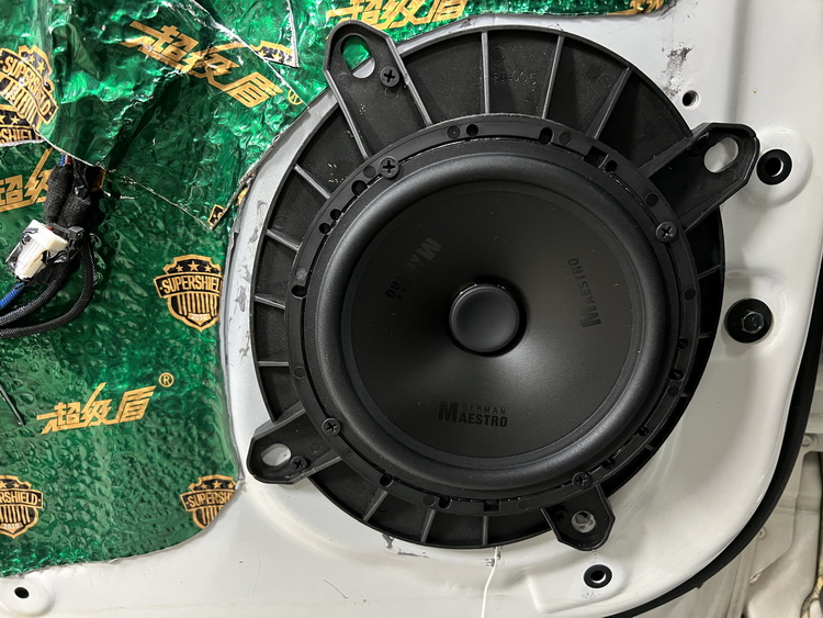 怀柔尼桑途乐音响改装视频,日产途乐汽车音响改装案例