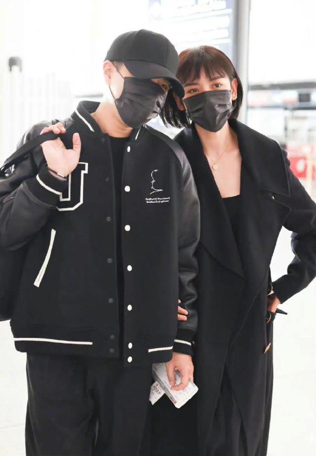 李晓峰发抖音秀恩爱,李晓峰用爱的供养做bgm原版