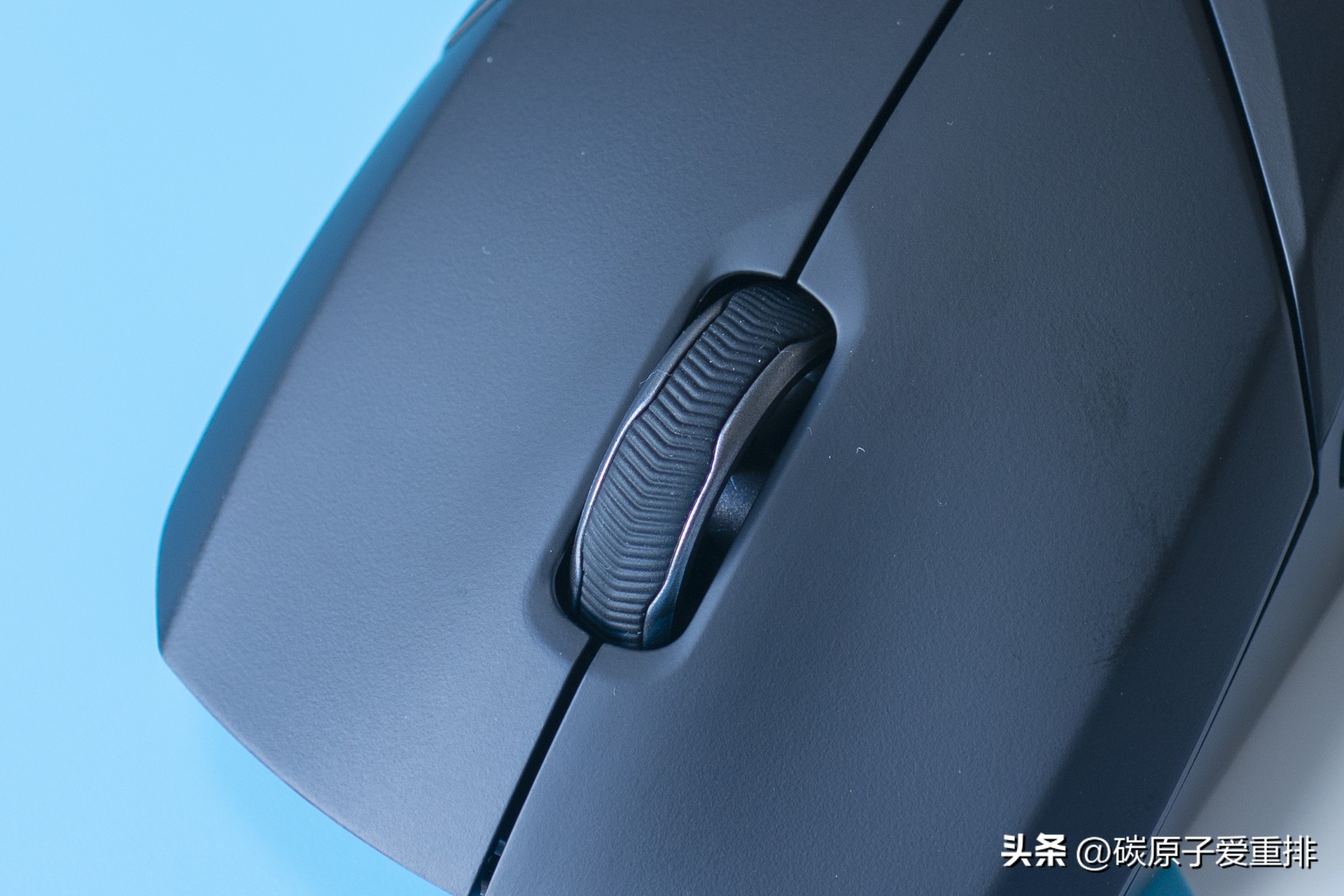 雷柏vt300鼠标游戏模式和普通模式,雷柏鼠标vt9pro和v300哪个好