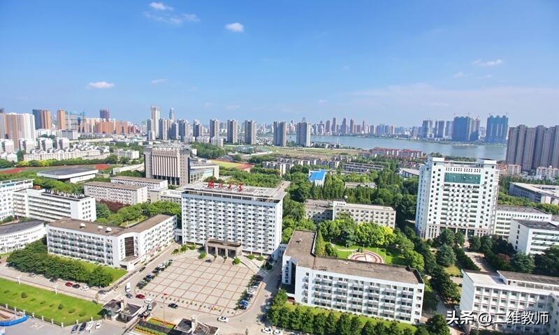 中国最好的湖北大学,十大名校排名湖北大学