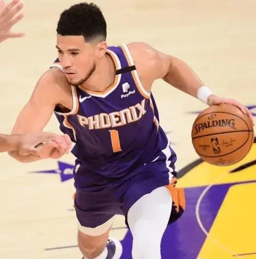 nba球星的第一次得分,NBA现役球员得分排行榜