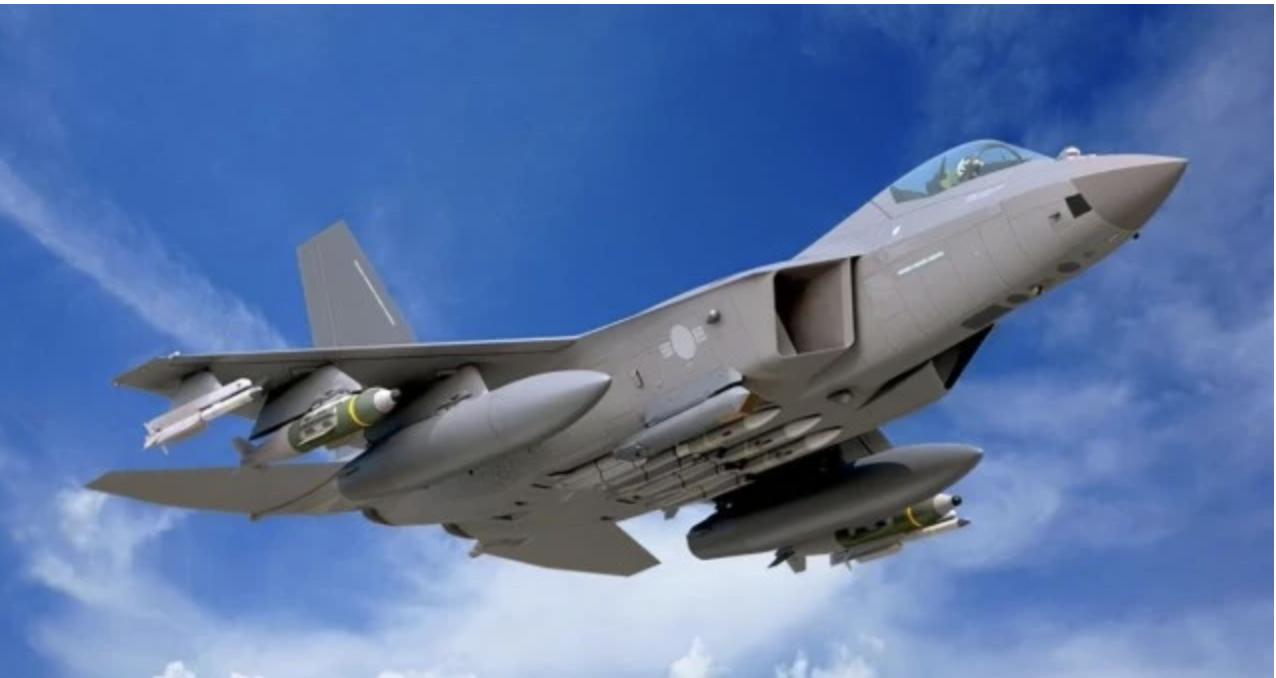 韩国五代机试飞成功，无法隐身零件万国造，韩媒：可击落中国歼20