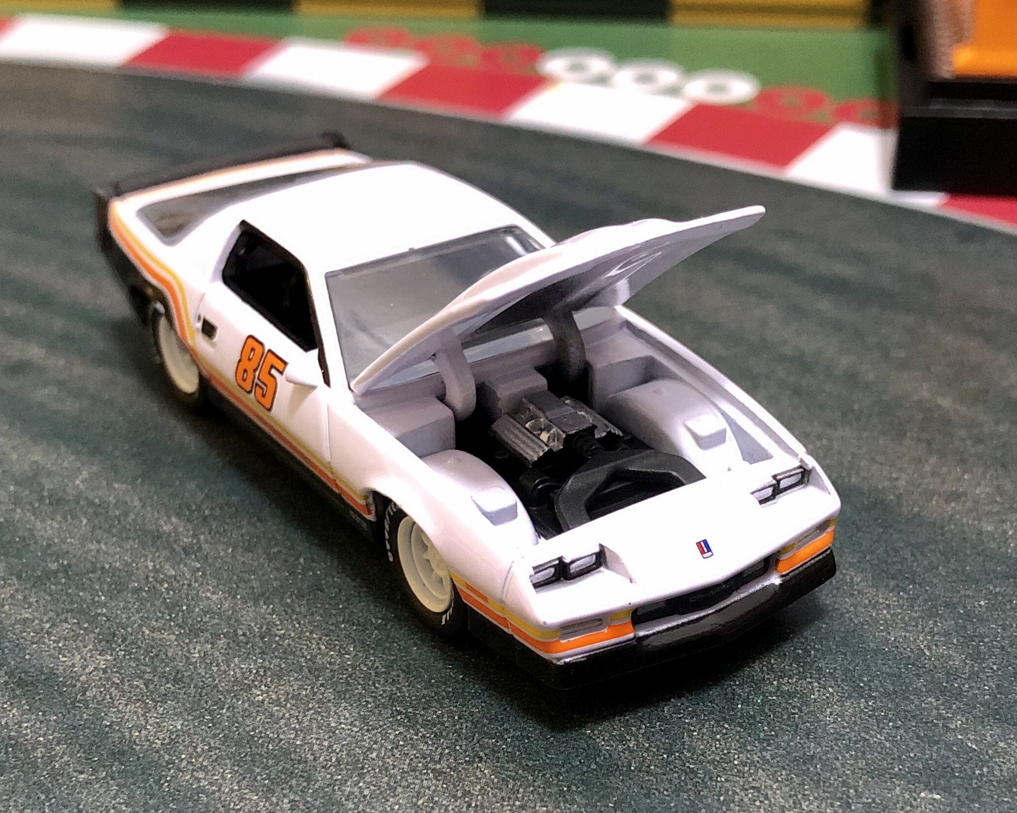 m2科迈罗模型,m2科迈罗zl1