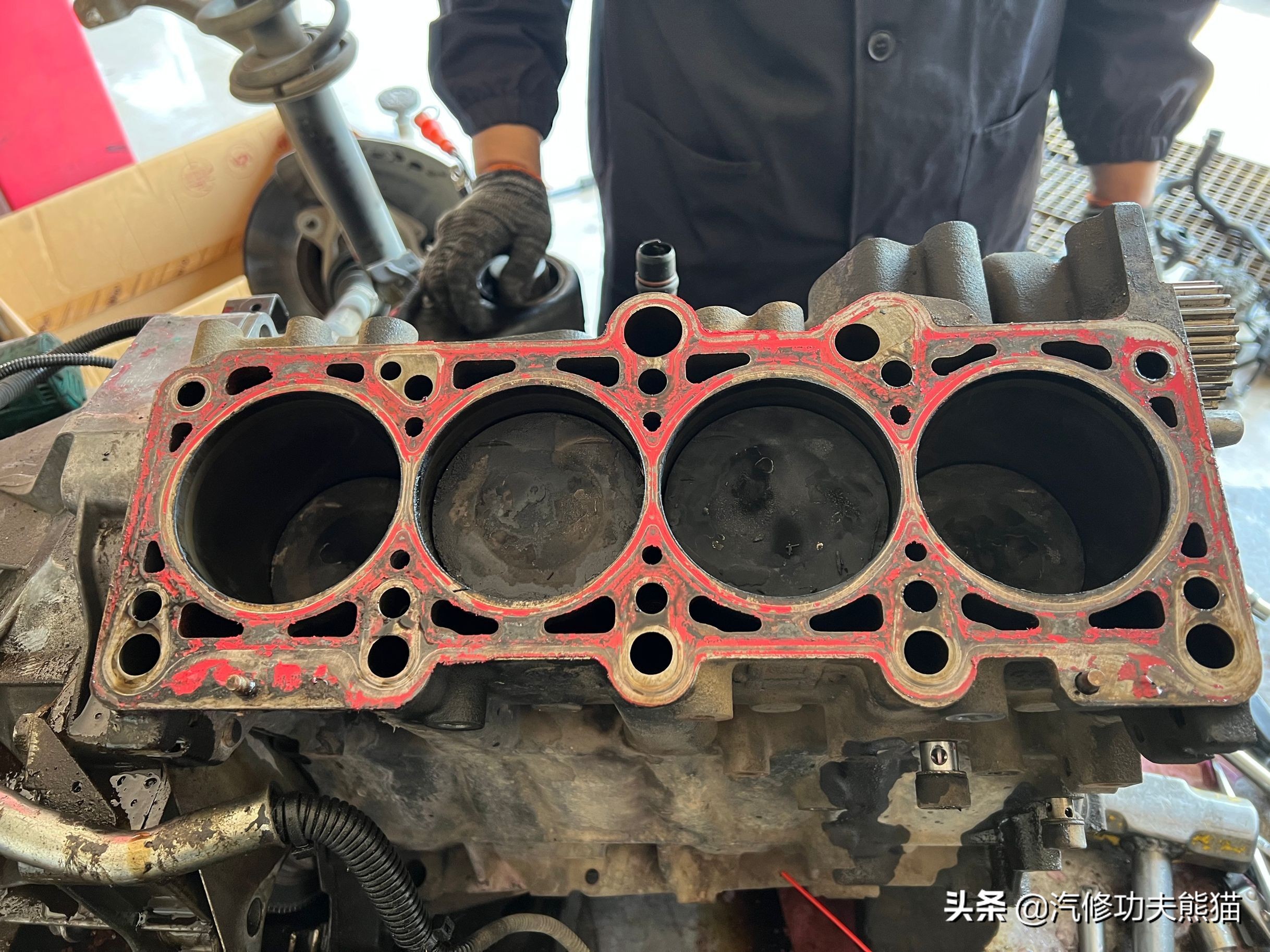 奥迪大众保时捷烧机油专修,2.0t奥迪a6烧机油吗