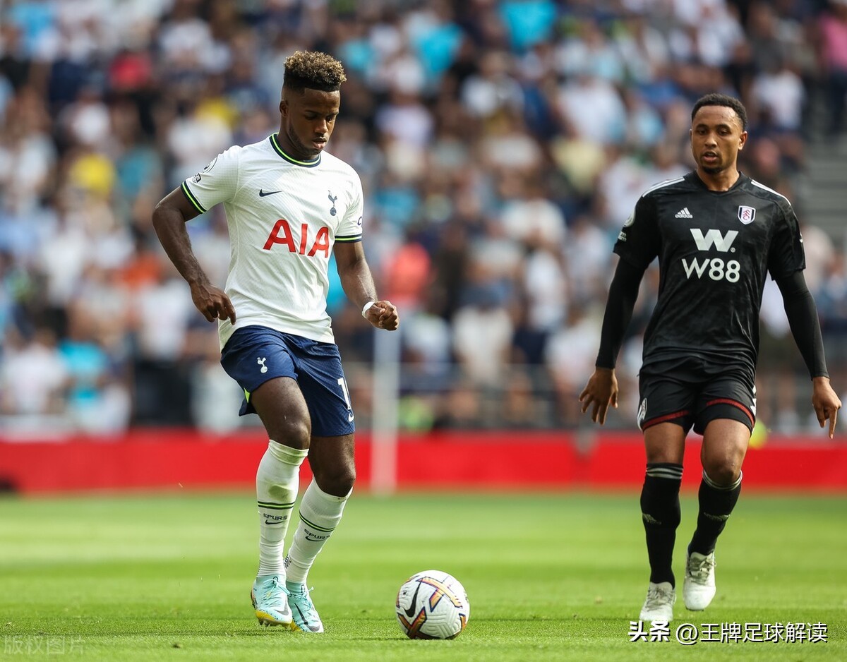 热刺与曼城孙兴慜世界波,凯恩孙兴慜两脚打穿曼城