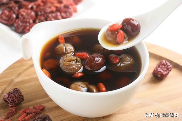 红枣红糖鸡蛋汤补气补血吗,桂圆红枣红糖和什么补气补血