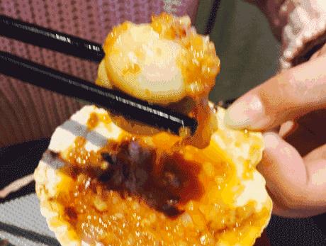 被誉为“东方瑞士”的青岛，有太多的海边浪漫