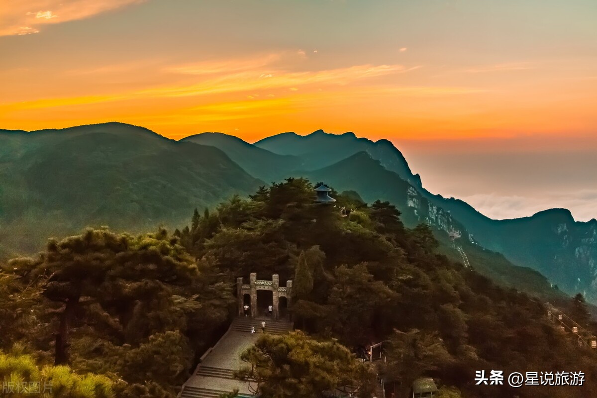 跟着唐诗去旅行100首,跟着唐诗去旅行讲的五首古诗