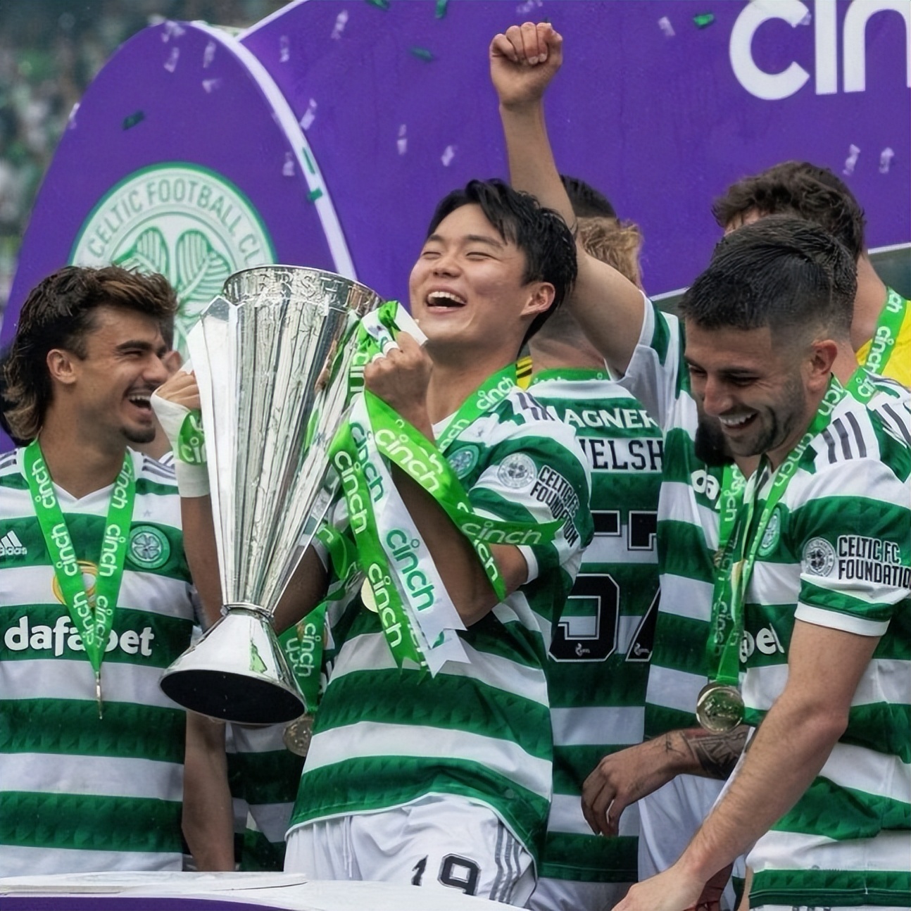 韩足对中国足球赛直播,韩国9点新闻