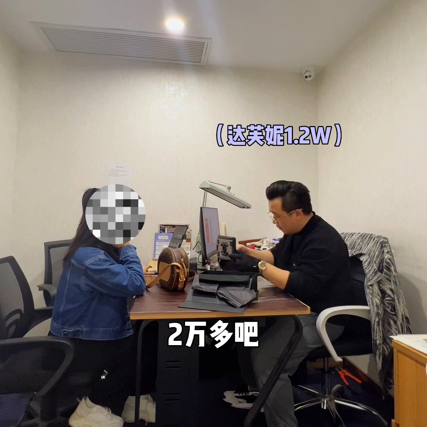 鉴定包包看哪几个细节,包包鉴定可以在哪里鉴定