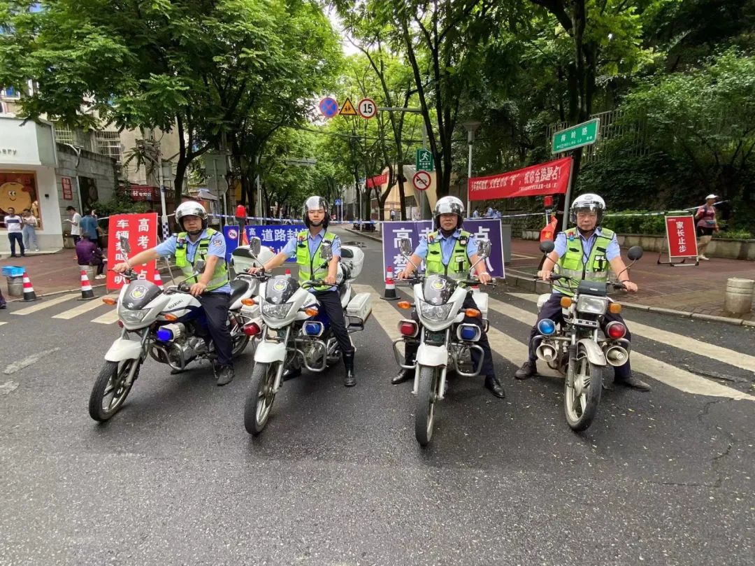 加油吧青年直击高考现场,加油吧少年2020高考直击