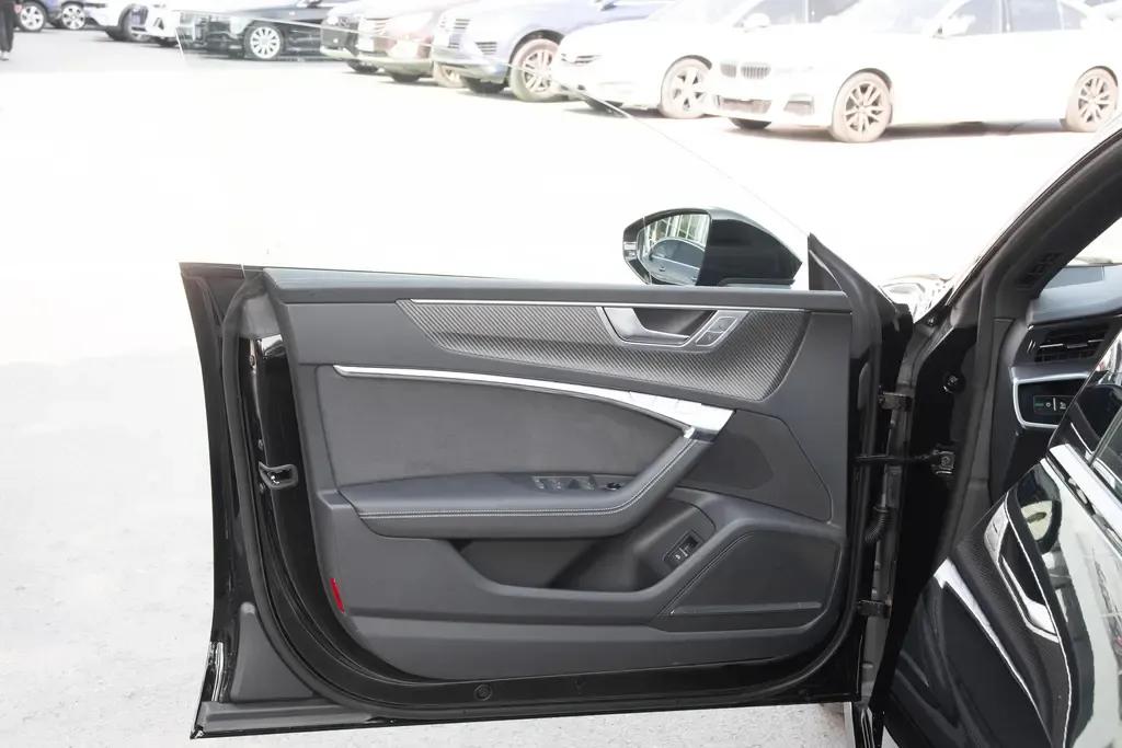 奥迪a7l落地多少钱2023款,2023奥迪a7