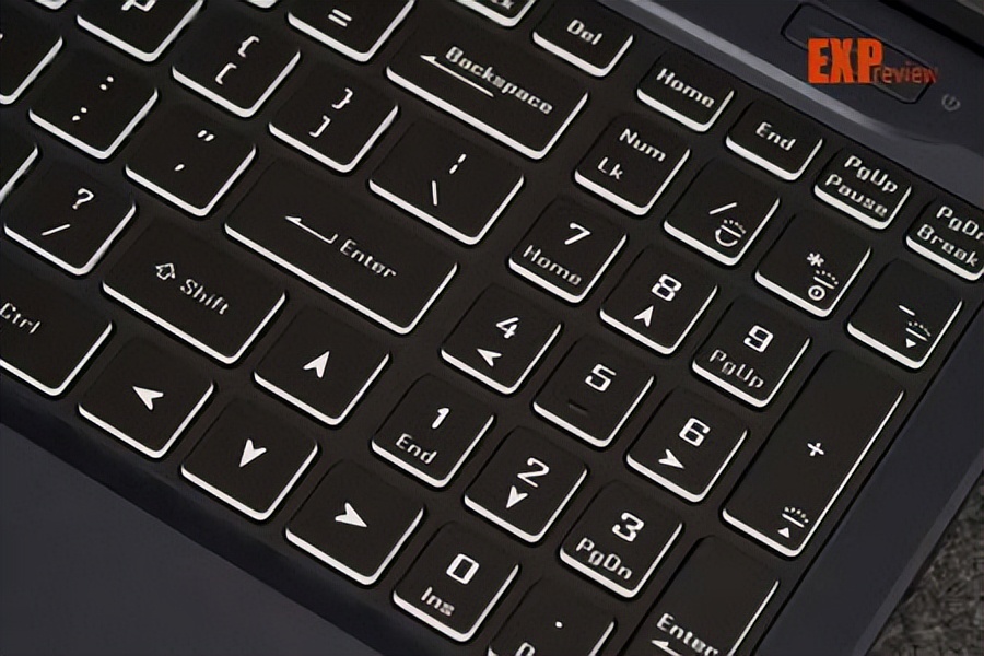 神舟战神z8-z8tn5ns游戏测评,神舟战神zx8-cr5s1游戏本评测