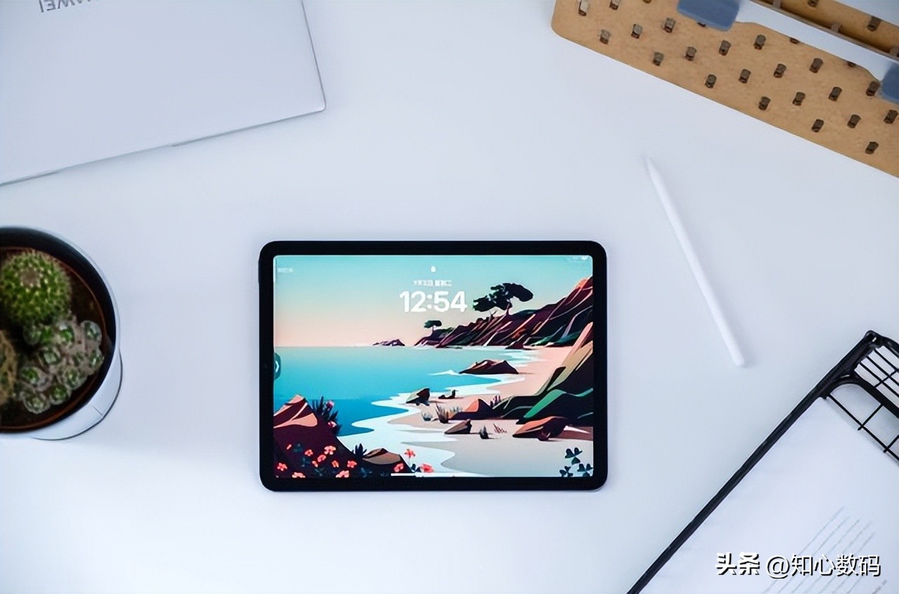 ipadair5和ipad10256g价格多少,ipadpro和macbookairm1选谁