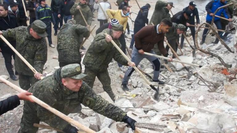 叙利亚地震后变成一片废墟的图片,土耳其震后现状媒体人讲解