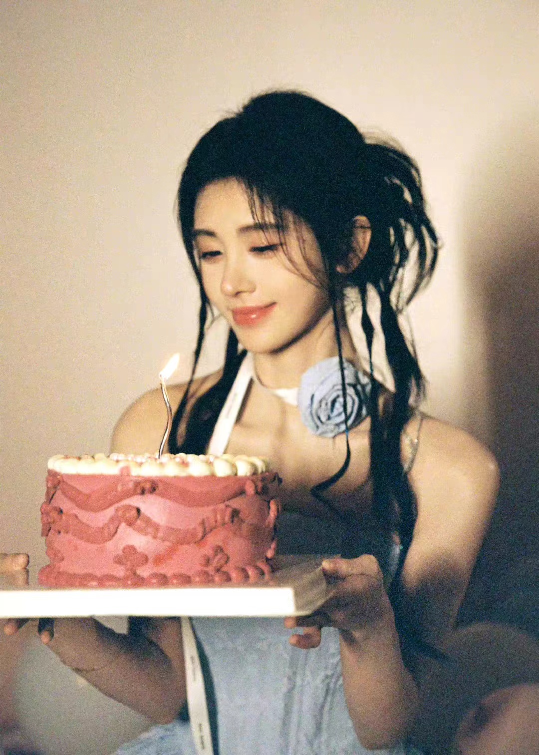 鞠婧祎4岁到28岁的变化,鞠婧祎是一个成熟稳重的人