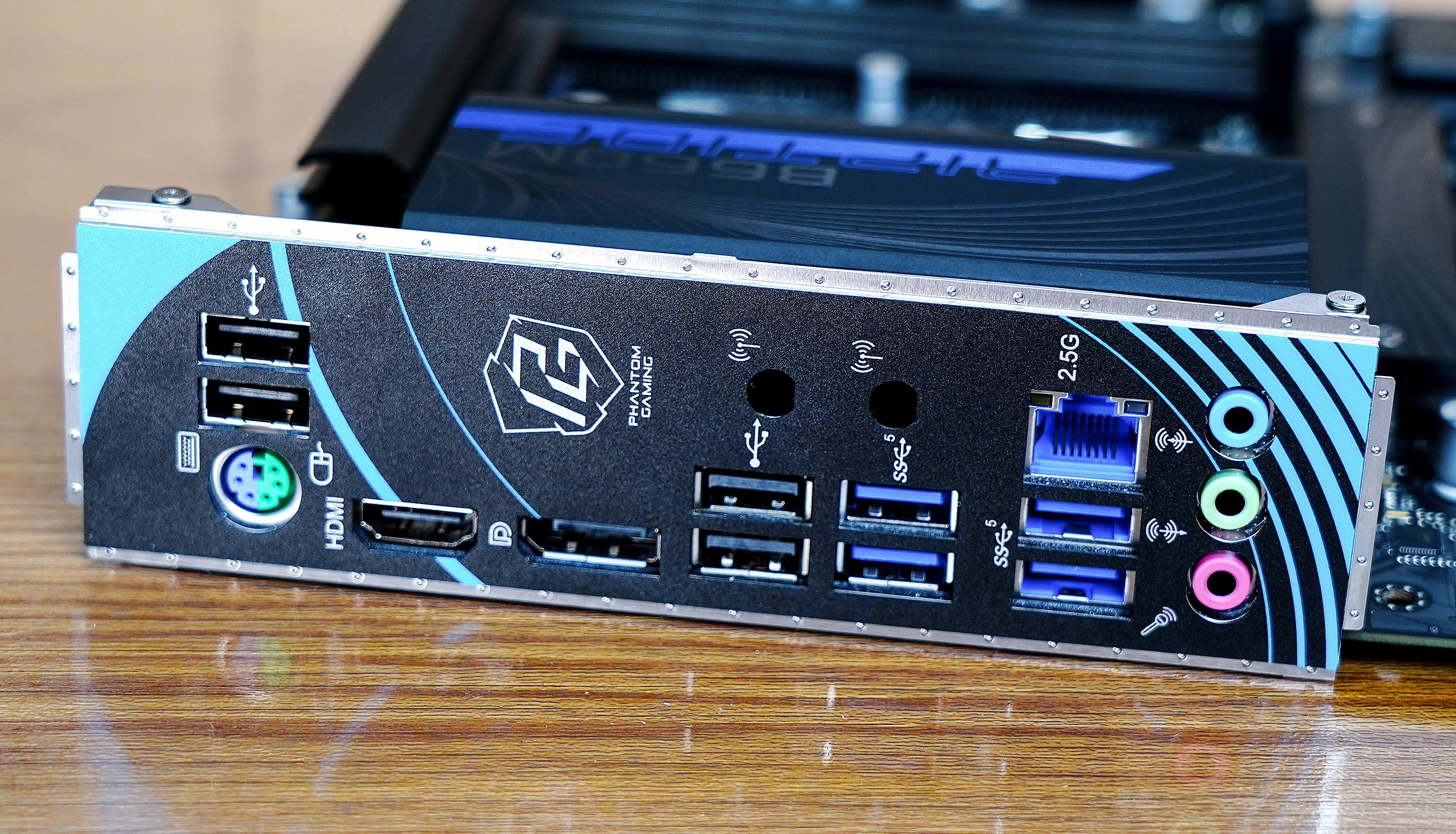 非K酷睿超频才最有性价比!双11送一套反光污染的主机方案