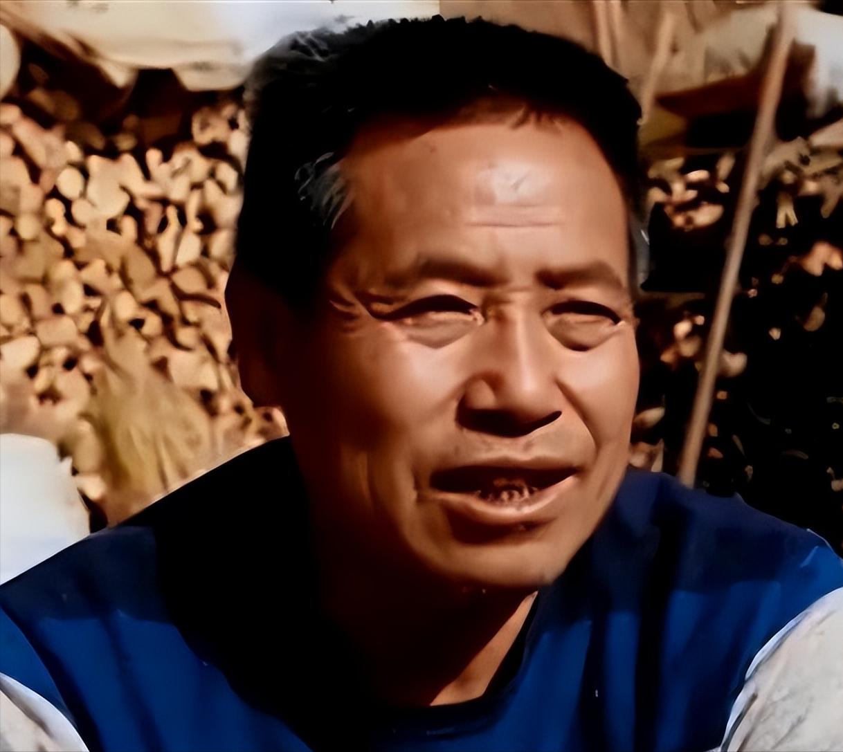 2000年陕西小伙捡到流浪老太,捡到流浪老太13年